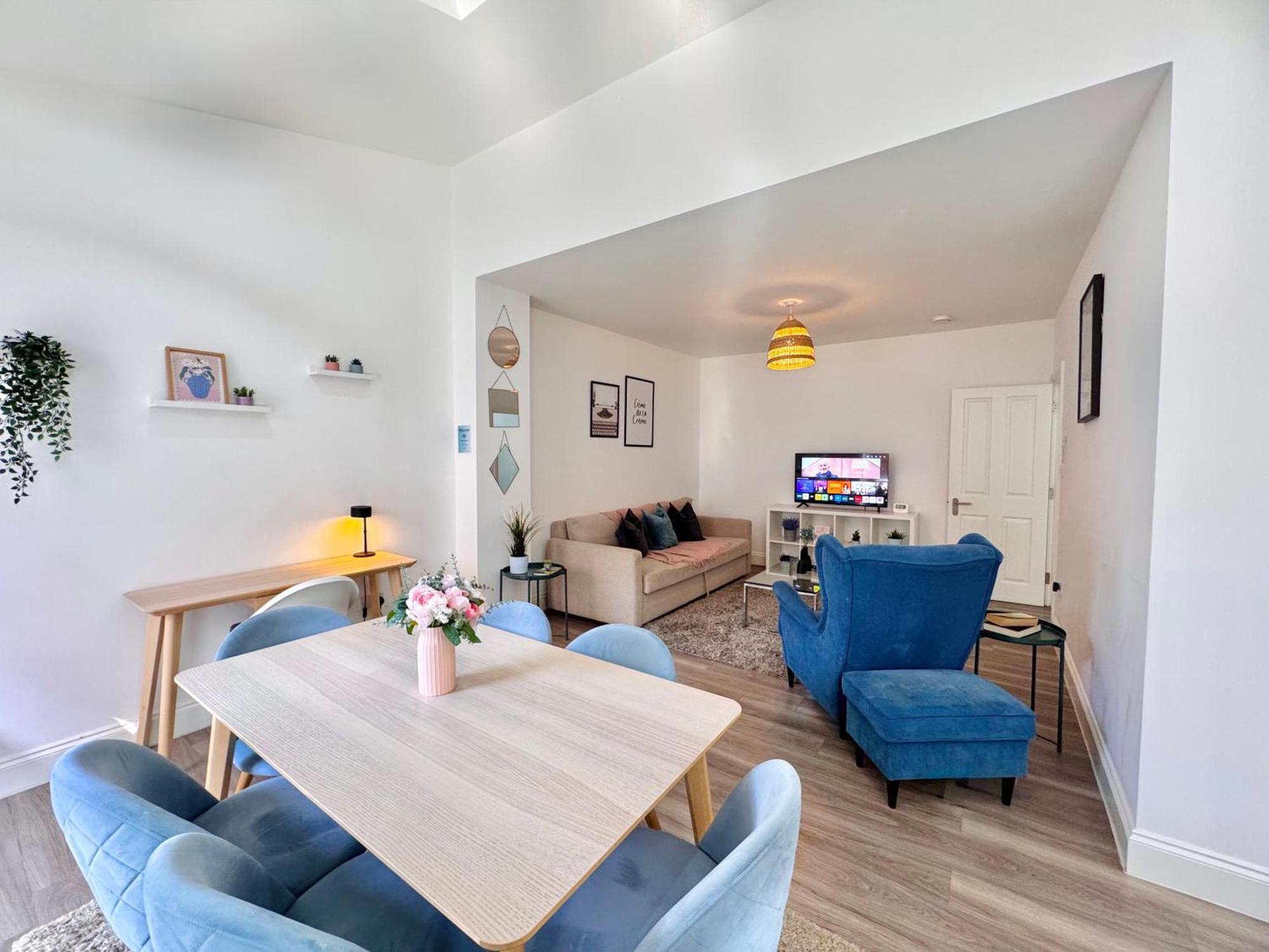 Cosy 1-bed Flat 30min To & Parking Appartement