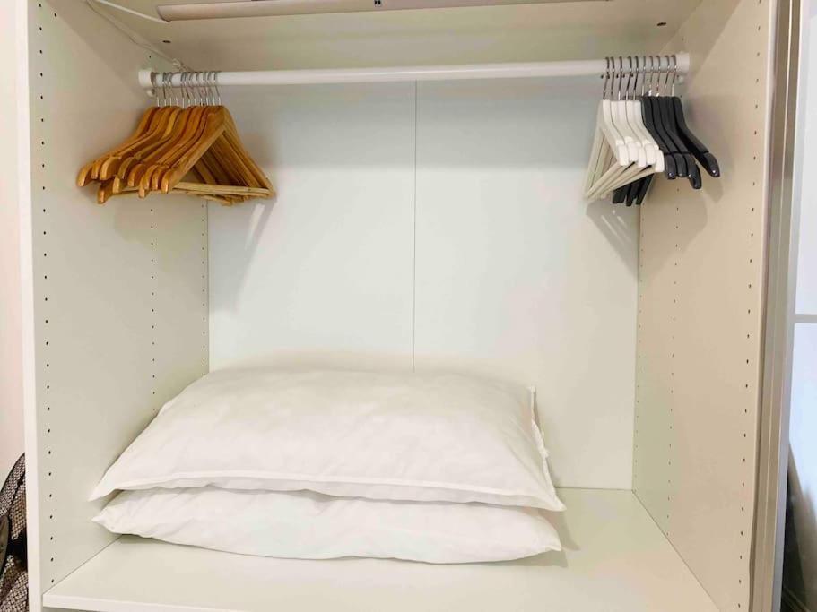 Cosy 1-bed Flat 30min To & Parking * Лондон