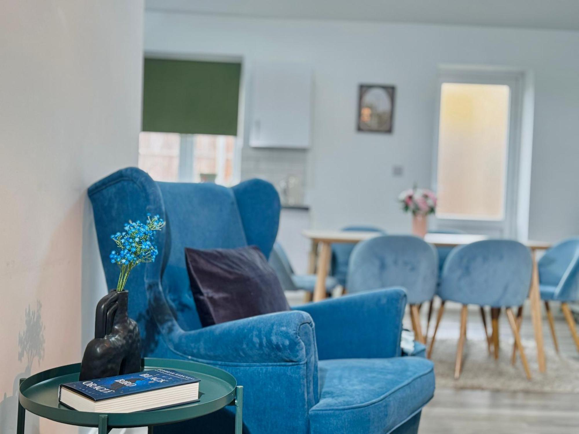 Апартаменты Cosy 1-bed Flat 30min To & Parking