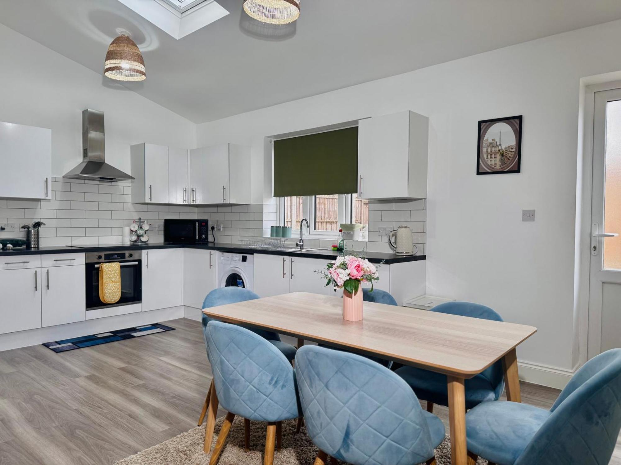 Апартаменты Cosy 1-bed Flat 30min To & Parking *